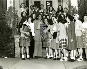 Image description is not available for 1947.026